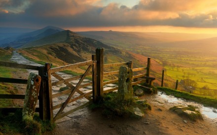 Sunrise over Hope Valley and The Great Ridge from Mam Tor, Peak District National Park